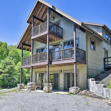 Driftwood Lodge-Timber Frame Lake View Cabin