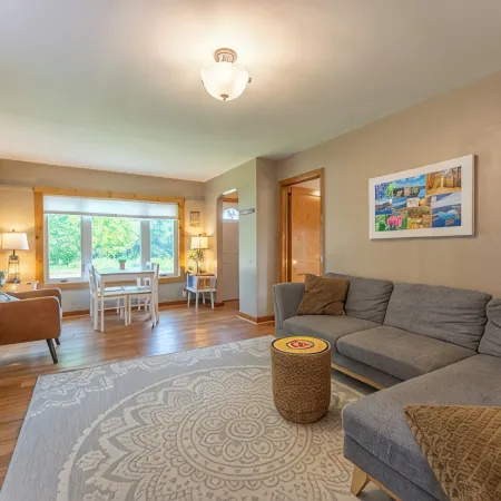 Cozy Corner - East end home