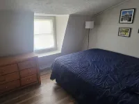 Charming 2-bedroom guest house with WiFi, AC in Franklin Hotels in Johnson County