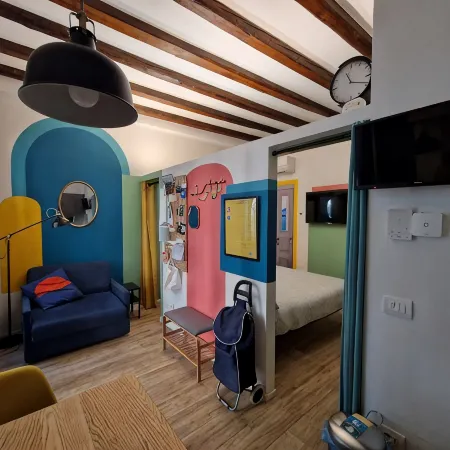 Studio apartment to get to know Padua on foot and reach Venice by river