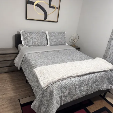 Tynnah’s Place Отели в г. Ривервью