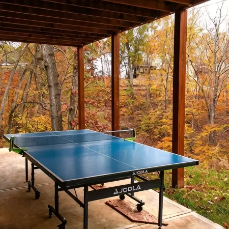 Cozy Family Lakehouse with Winter Lakeview, Hot Tub, Arcade, Mini Golf, Kng Beds