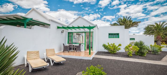 Apartamentos LIVVO Las Gaviotas Hotels in Tías