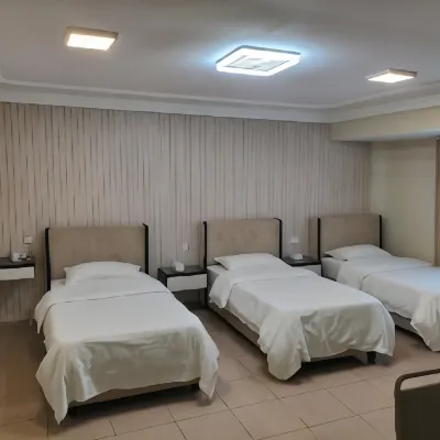 فندق دربات Hotels near محل برج المزيونه