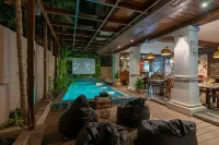 Riva Gold Coast - Pools