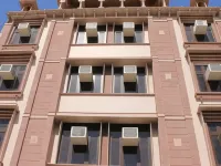 Gypsy Monkey Hotels near سيندي كامب