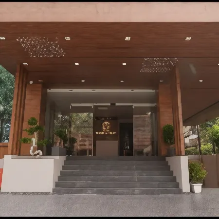 Hotel Grand Alleppey