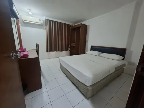 Oriental Inn - 2-Star