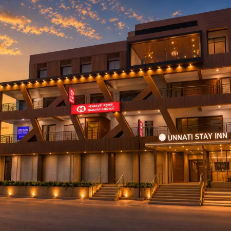 Hotel Unnati Stay Inn Vijayapura by Hrg