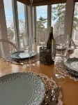 Maushop Village Getaway with Ocean Views, Steps to Private Beach - 3-stjärniga