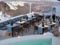 Aqua Luxury Suites by Estia Hotels in Roda