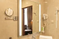 Central City Hotel - 2-Star