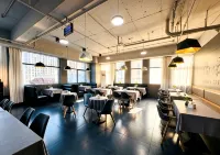 Yaxin E-sports Hotel (Dezhou Qihe Wanda Plaza Branch)