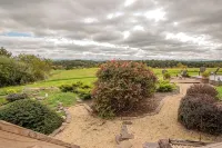 Ridgeview Retreat - 3-Star