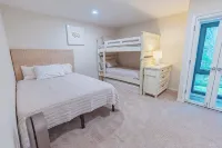 Breezy Beachside Property: Beach Views, Heated Pool, Pickleball & Kid Friendly! - balcony