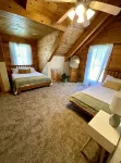 Wildwood Lodge, Large Cabin, 40 Acres - Chalets