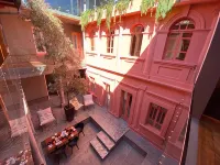 Casa Anabela Hotel Boutique - Bed and Breakfasts