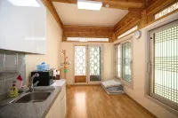 Hampyeong Nabirang Hanok Stay - Pensions