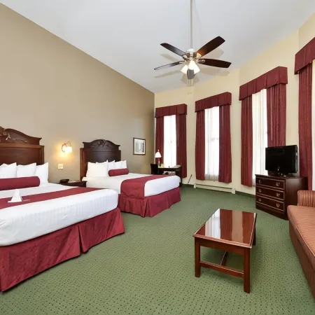 Best Western the Hotel Chequamegon