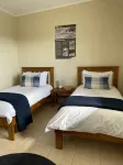 Hideaway Tom's on the Mundoo Channel - 4-Star