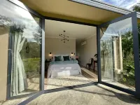 Springcreek studio apartment Hotels in 