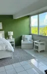 Cozy Condo 3 minutes away from Magens Bay beach!