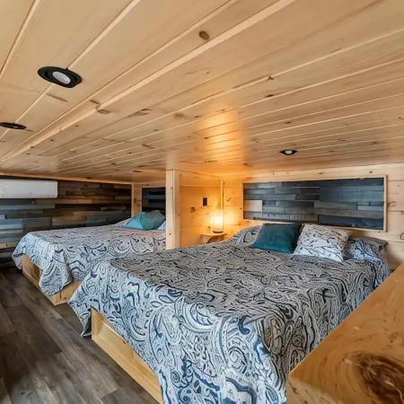 Lake James Cozy Cabin.  Waterfront!