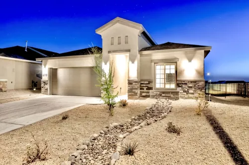 Modern Accessorized 3-Bedroom - 4-Star