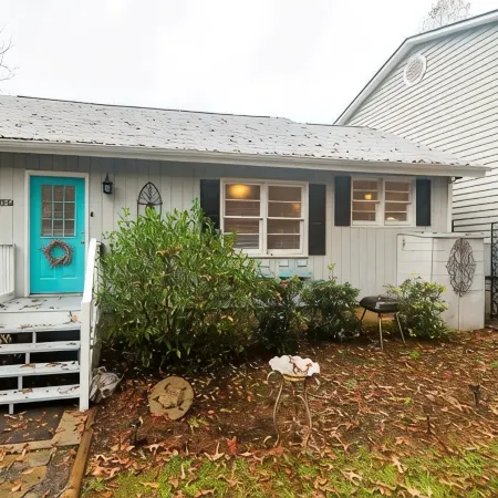 Jo Mac Cottage- Quiet Home near UNC Chapel Hill