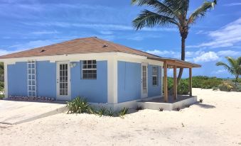 5 Beach Homes Near White Sand Beaches of South Andros