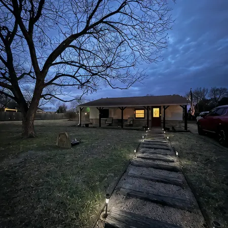 Charming 4-bedroom house with AC, WiFi in enchanting Castroville