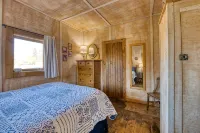 Tranquil Cabin on Sleeping Child Creek - Chalets