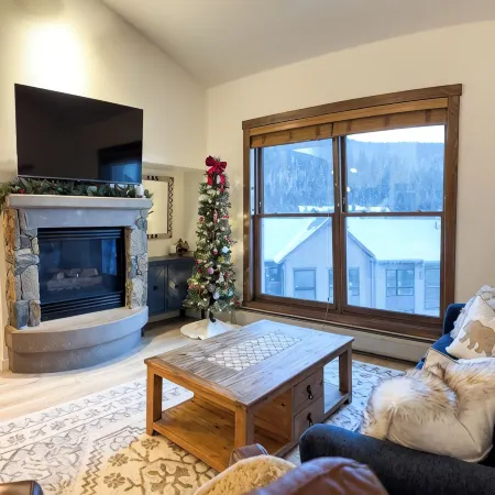 Ski-In/Out Keystone Condo - Closest to Gondola
