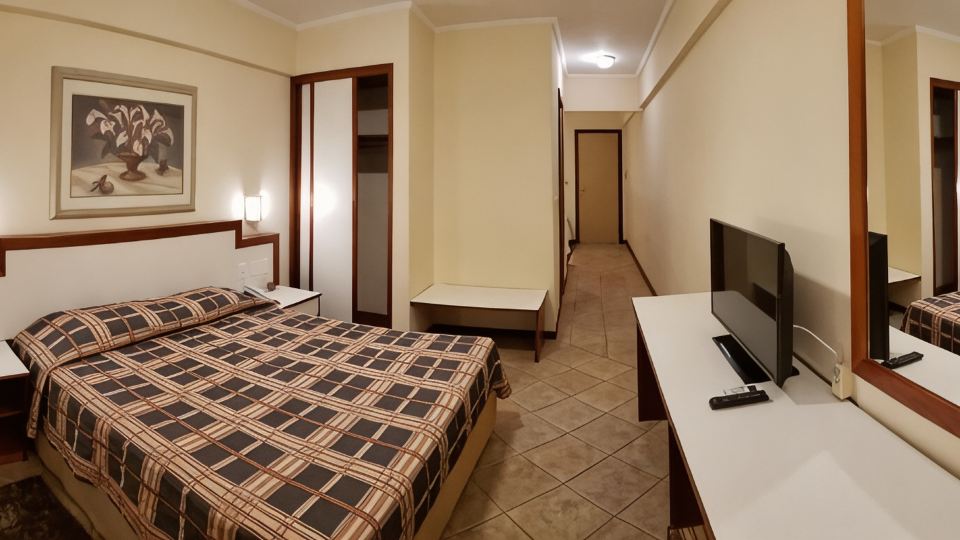 Lord Plaza Hotel