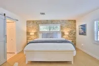 Beautiful Remodeled Pool Home in the Heart of Downtown Delray Beach! - 프라이빗 풀