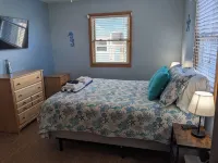 1 min walk to the Beach! In heart of Buxton- sleeps 6, pets welcome, W/D - Wifi