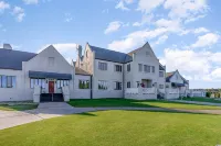 Condo in Legends Golf Course Resort  with a great Pub Next Door to the Unit - Wifi