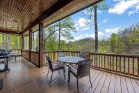 Spacious 5-bedroom Mountain House with Movie Room & Pool Table - gimnasio