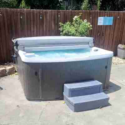 Home near Calistoga w/ heated pool & hot tub Fitness & Recreational Facilities