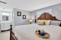 Jamaican Relaxation 3 bedrooms heated pool and unique game room - 3 stjerner