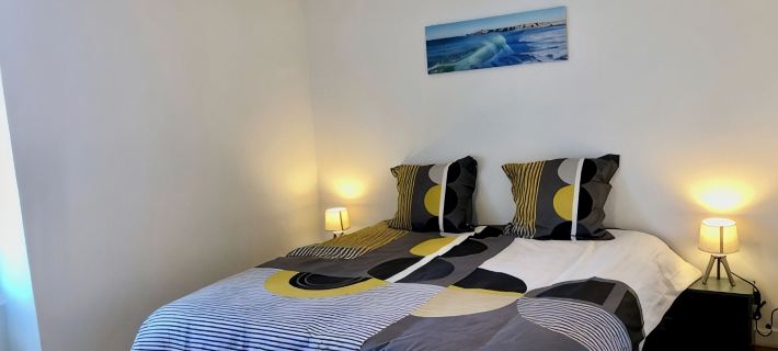 Apartment facing pier with sea view, WIFI and secure parking space Hotels in Quiberon
