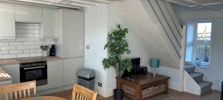 Barn conversion overlooking the golf course to the sea Отели в г. Бьюд
