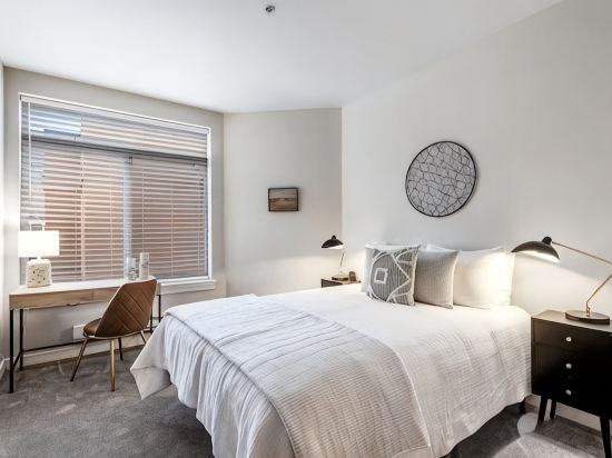 Seattle Belltown Penthouse- Parking, Gym, Pool, Spa / 99Walk Score