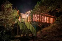 Orchard Mountain Cabin, Enchanting Retreat – Exclusive Lakefront Sanctuary - Alphydda