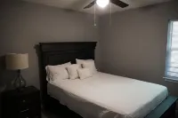安德森溫馨小屋位置便利度假屋 - Wi-Fi