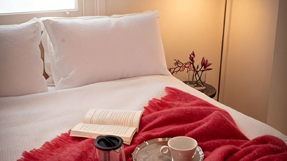 ‘Star Cottage’ historic, cosy and walking distance to CBD/Salamanca