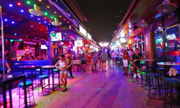 MyPatong Social Hostel