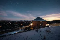 Luxury Off-Grid Yurt: Hot Tub, Epic Views, WiFi, 10 Mins from Cripple Creek! - 4 stjerner