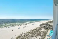 Fantastic Updated 2Br/2BA Beachfront Getaway at Summerchase! - 4-Star