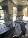 STEPS TO LAKE TEXOMA & TANGLEWOOD RESORT - MEMBERSHIP ACCESS INCLUDED - gimnasio